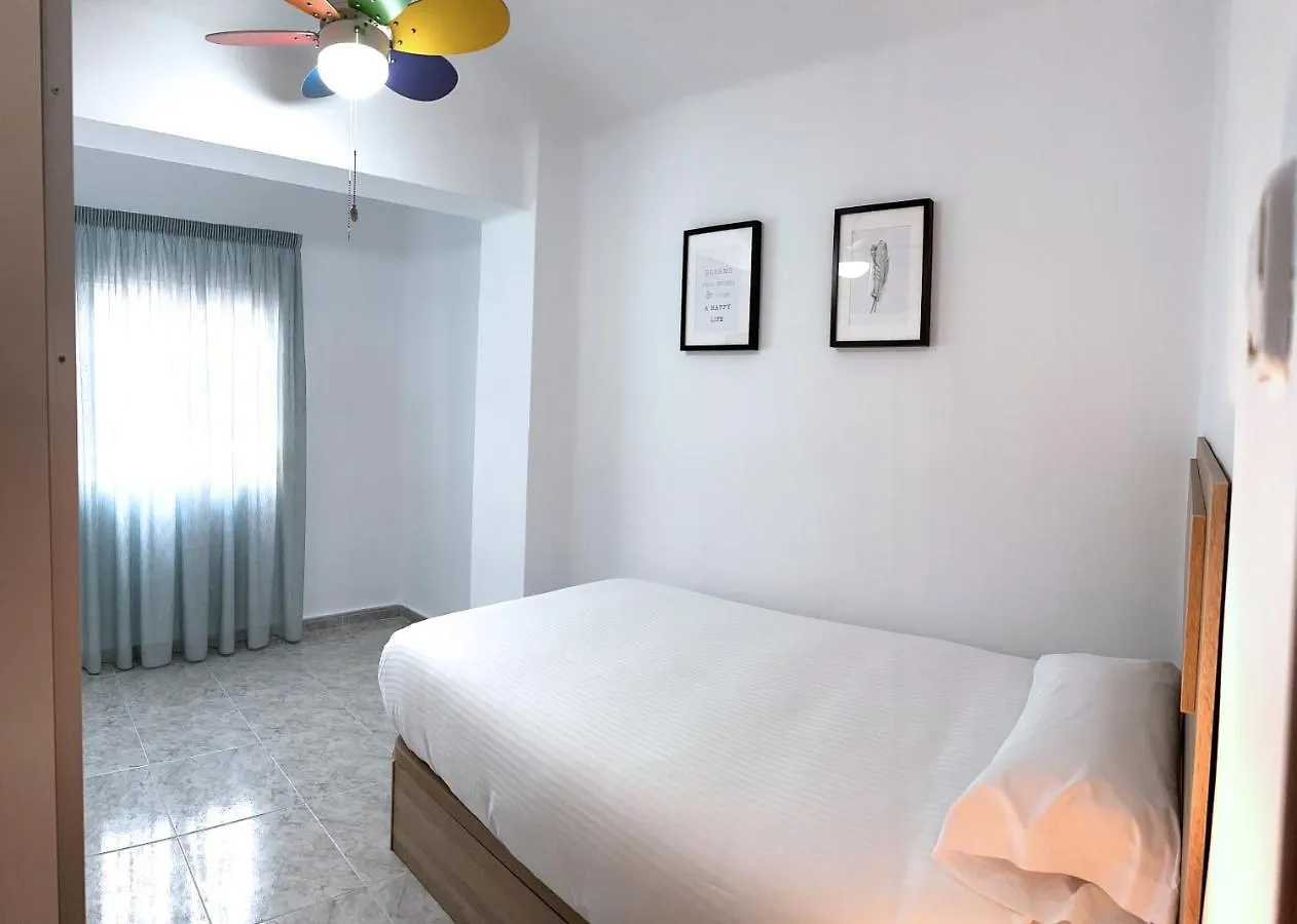Apartamento Holidays2Malaga Paseo Los Tilos 3 Dormitorios Fibra Wifi Ideal Para Teletrabajar
